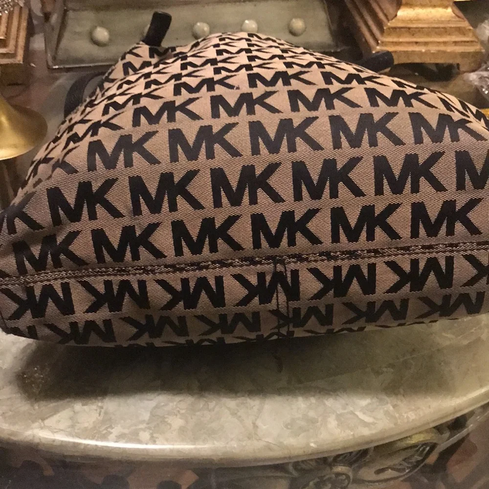💋💋💋Michael Kors Everyday